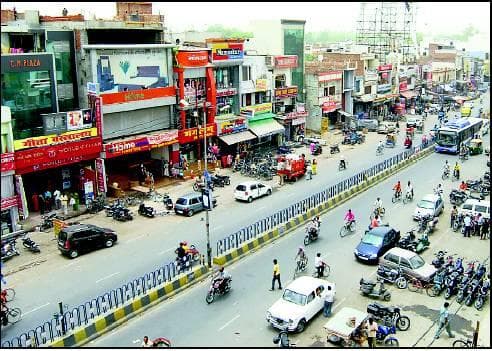 Alambagh, Lucknow — Difwa water jar delivery area