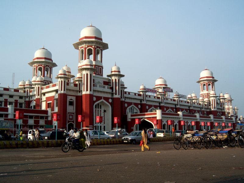 Society Delivery in Charbagh, Lucknow — locality view 4