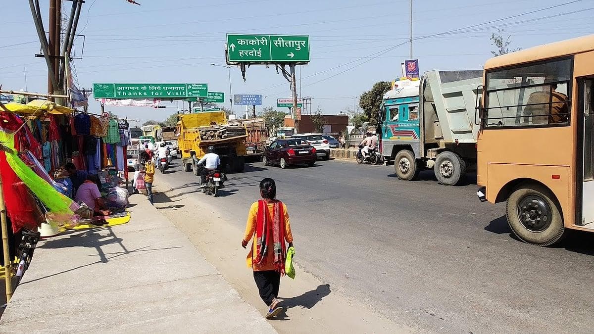 Dubagga, Lucknow — Difwa water jar delivery area