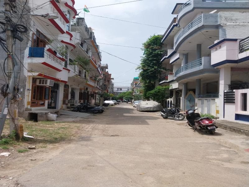 Society Delivery in Gomti Nagar Extension, Lucknow — locality view 4