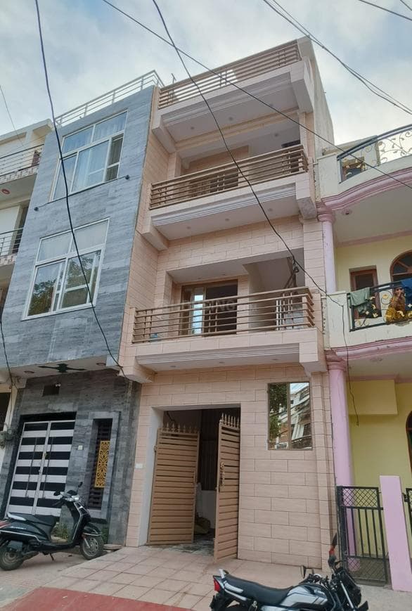 Society Delivery in Jankipuram, Lucknow — locality view 4