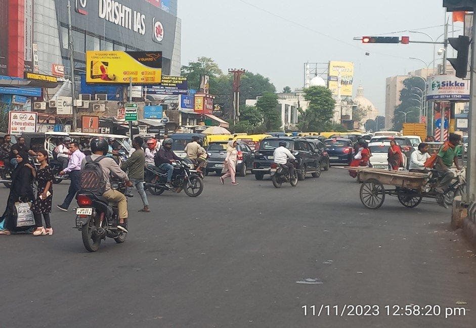 Apartment Delivery in Mahanagar, Lucknow — locality view 3