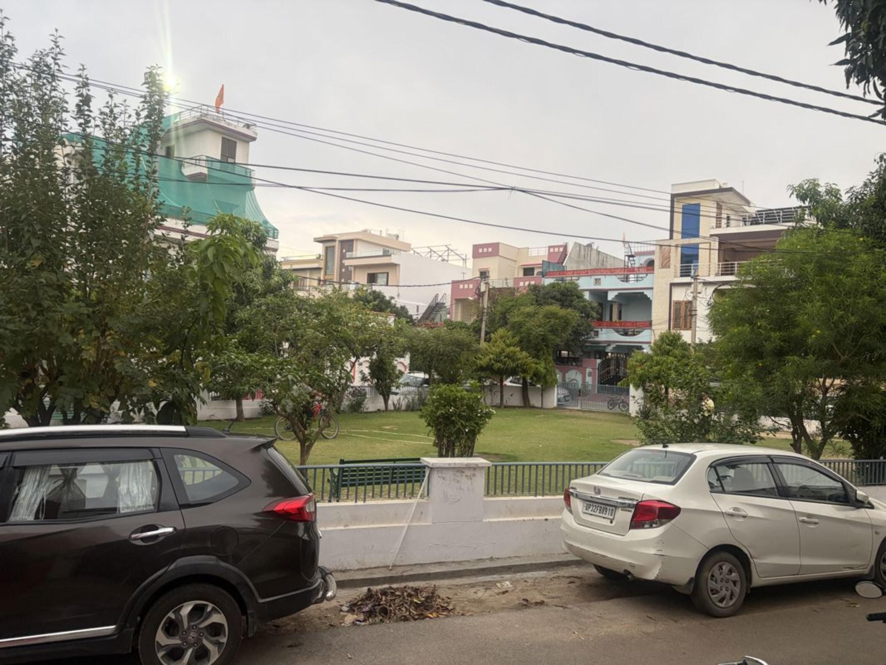 Water delivery in Indira Nagar, Lucknow