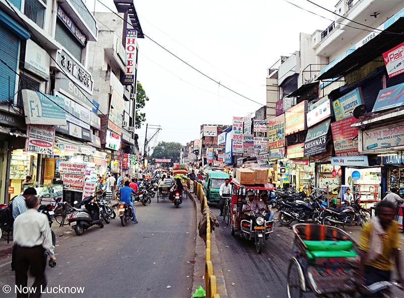 Naka Hindola, Lucknow — Difwa water jar delivery area