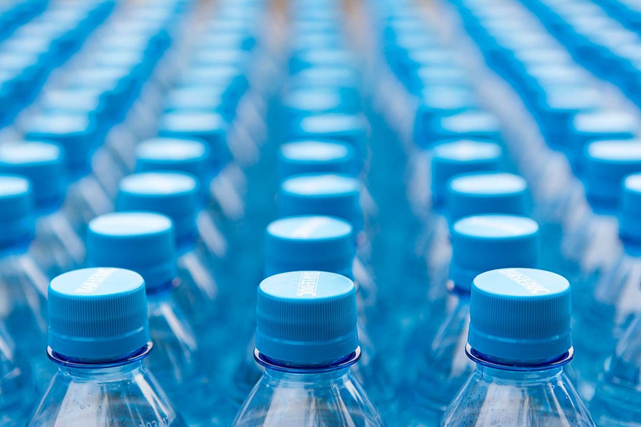 The Real Cost of Bottled Water vs. Jar Delivery (And Why It Adds Up Faster Than You Think)
